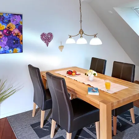 Haus Ebenezer Апартаменты *